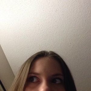 Meet your Posher, Isabelle